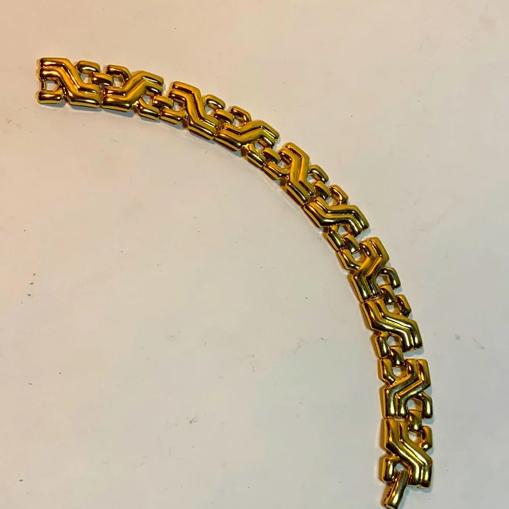 Monet Gold Bracelet - Picture 3 of 5